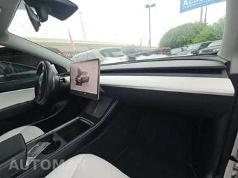 2022 Tesla Model Y Performance - miniatura 20