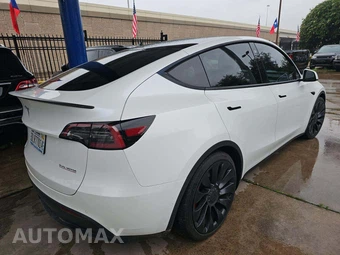 2022 Tesla Model Y Performance - miniatura 3