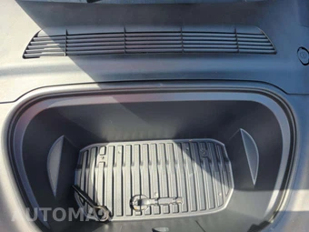 2022 Tesla Model Y Performance - miniatura 21