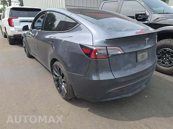 2022 Tesla Model Y Performance - miniatura 2