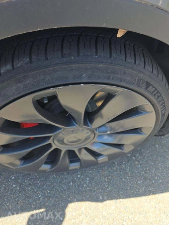 2022 Tesla Model Y Performance - miniatura 25