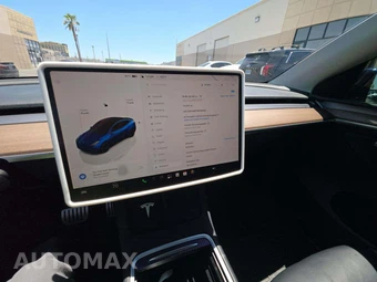 2022 Tesla Model Y Performance - miniatura 7
