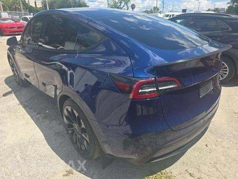 2022 Tesla Model Y Performance - miniatura 2