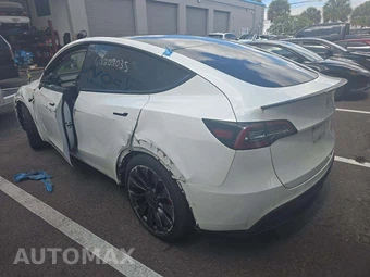 2022 Tesla Model Y Performance – miniatura 2