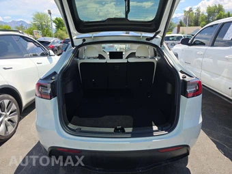 2022 Tesla Model Y Performance - miniatura 14