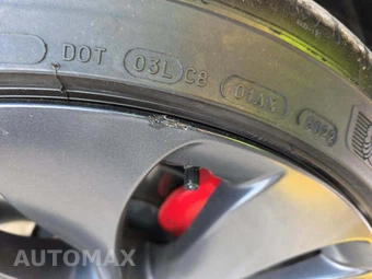 2022 Tesla Model Y Performance - miniatura 24