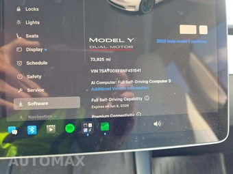 2022 Tesla Model Y Performance - miniatura 9