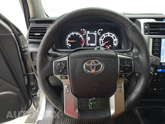 2022 Toyota 4Runner Limited - miniatura 10