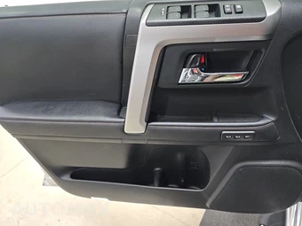 2022 Toyota 4Runner Limited - miniatura 9