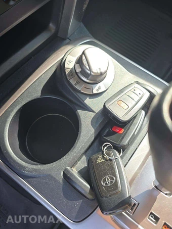 2022 Toyota 4Runner Limited - miniatura 5