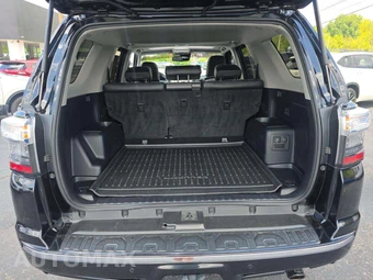 2022 Toyota 4Runner Limited - miniatura 11