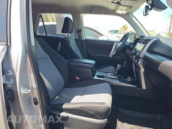 2022 Toyota 4Runner SR5 – miniatura 15