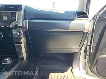 2022 Toyota 4Runner SR5 – miniatura 16