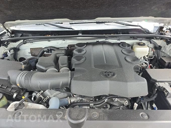 2022 Toyota 4Runner SR5 - miniatura 15