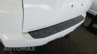 2022 Toyota 4Runner SR5 - miniatura 24