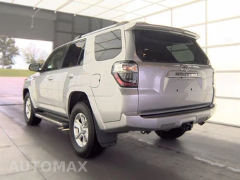 2022 Toyota 4Runner SR5 Premium - miniatura 6