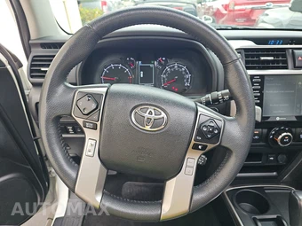2022 Toyota 4Runner SR5 Premium - miniatura 10