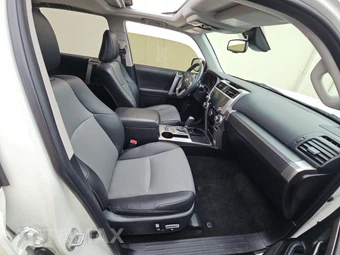 2022 Toyota 4Runner SR5 Premium - miniatura 8