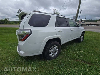 2022 Toyota 4Runner SR5 Premium – miniatura 3