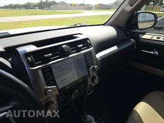 2022 Toyota 4Runner SR5 Premium - miniatura 10
