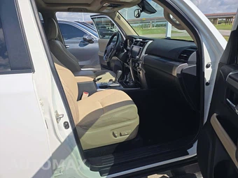 2022 Toyota 4Runner SR5 Premium - miniatura 18