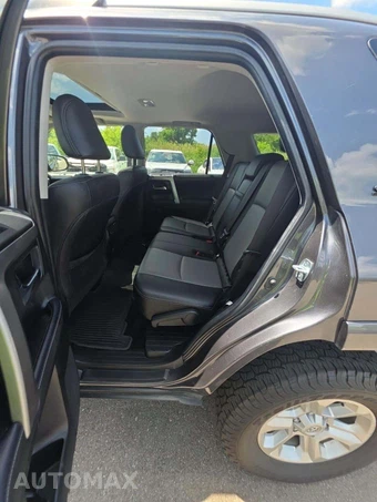 2022 Toyota 4Runner SR5 Premium - miniatura 10