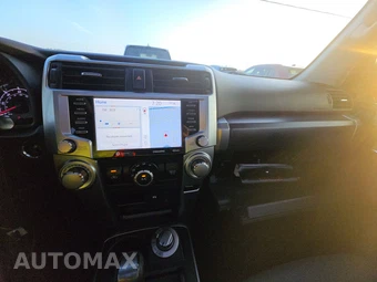 2022 Toyota 4Runner SR5 Premium - miniatura 11