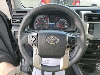 2022 Toyota 4Runner SR5 Premium - miniatura 10