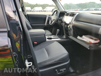 2022 Toyota 4Runner SR5 Premium - miniatura 8