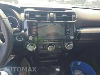 2022 Toyota 4Runner TRD Off-Road - miniatura 7