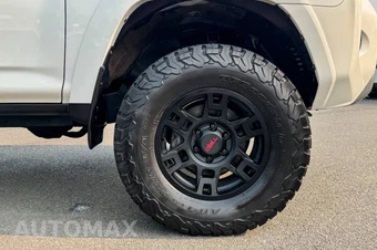 2022 Toyota 4Runner TRD Off-Road Premium - miniatura 10