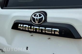2022 Toyota 4Runner TRD Off-Road Premium - miniatura 17