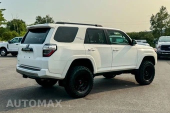 2022 Toyota 4Runner TRD Off-Road Premium - miniatura 3