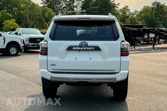2022 Toyota 4Runner TRD Off-Road Premium - miniatura 4