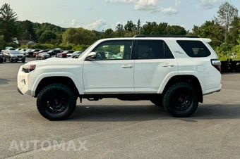 2022 Toyota 4Runner TRD Off-Road Premium - miniatura 6