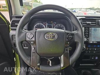 2022 Toyota 4Runner TRD Pro - miniatura 10