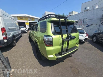 2022 Toyota 4Runner TRD Pro - miniatura 2
