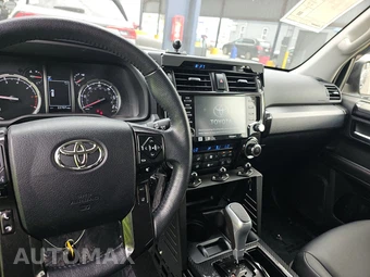 2022 Toyota 4Runner TRD Pro - miniatura 11