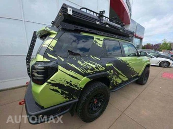 2022 Toyota 4Runner TRD Pro - miniatura 3