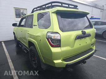 2022 Toyota 4Runner TRD Pro - miniatura 2