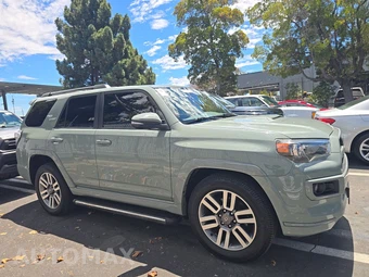 2022 Toyota 4Runner TRD Sport - miniatura 3