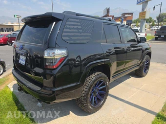 2022 Toyota 4Runner TRD Sport - miniatura 3