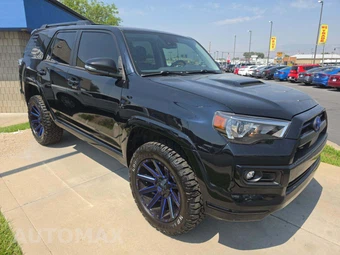 2022 Toyota 4Runner TRD Sport - miniatura 4