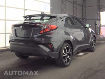 2022 Toyota C-HR XLE - miniatura 4