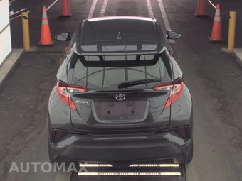 2022 Toyota C-HR XLE - miniatura 5