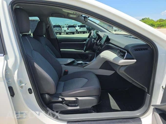 2022 Toyota Camry Hybrid LE - miniatura 15