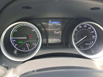 2022 Toyota Camry Hybrid LE - miniatura 6