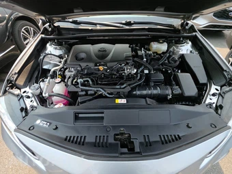 2022 Toyota Camry Hybrid LE - miniatura 15