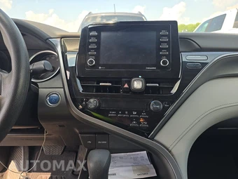 2022 Toyota Camry Hybrid LE - miniatura 11