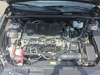 2022 Toyota Camry Hybrid SE - miniatura 21